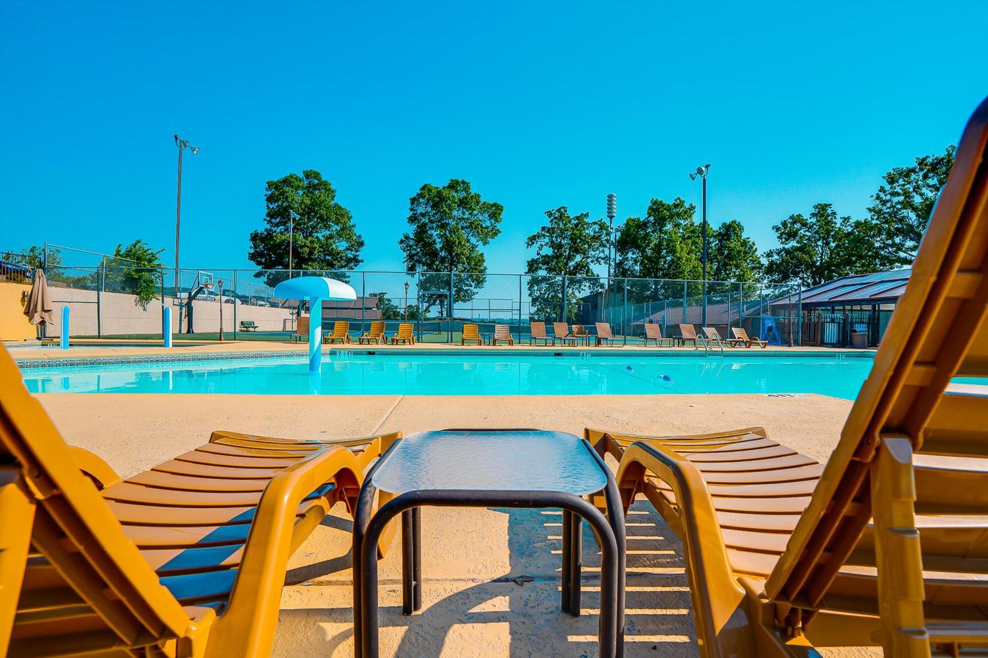 Lofty Retreat & Paradise Pointe Branson Chambre photo
